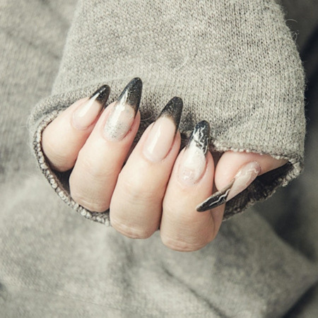 acrylic nails